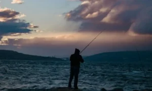  How to Cast a Fishing Rod Far 